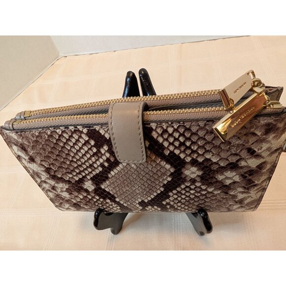 Michael Kors Python-Embossed Leather Zip-Around Wallet Coins Bills Card Slots ID - Picture 3 of 16